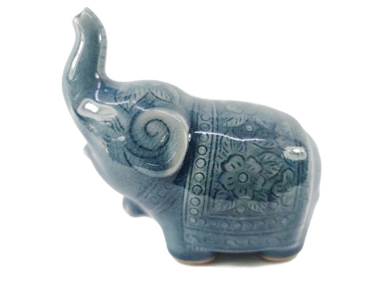 BLUE CELADON ELEPHANT WITH CLOTH