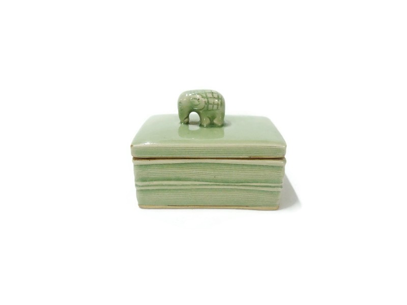 Celadon Name Card Box Elephant Top