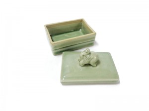 Celadon Name Card Box Elephant Top