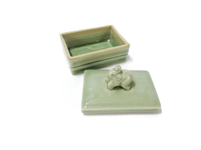 Celadon Name Card Box Elephant Top