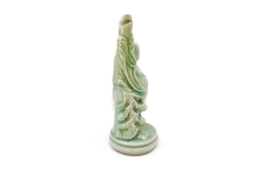 Laughing Buddha พระสังกัจจาย์ศิลาดล ปางชูทอง