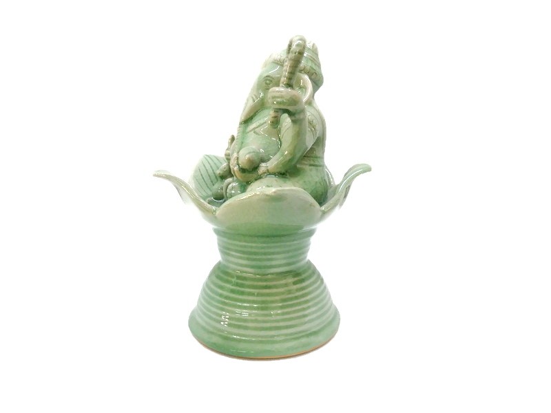 Celadon Ganesha - S with Lotus Base