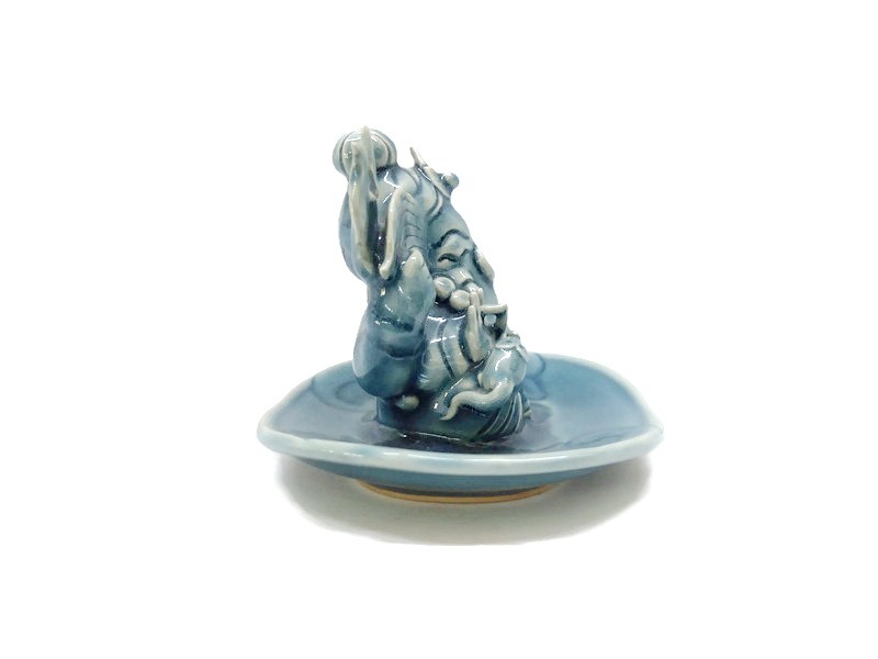 Celadon Ganesha - XS with Elephant Tray