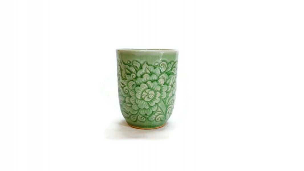 Tall Tea Cup Pudtan flower carved
