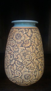 Surin vase Thai flower painted ----- แจกันสุรินทร์เพ้นต์ลายดอกไม้ไทย
