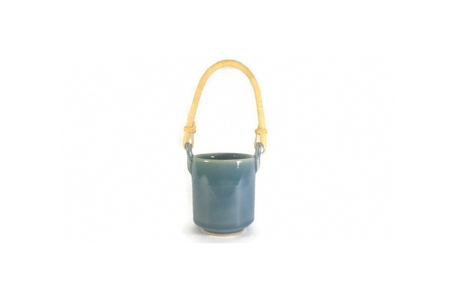 CELADON BASKET - ตะกร้าศิลาดลเล็กหูหวาย