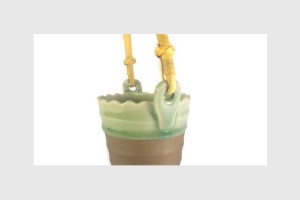 Celadon Basket - ตะกร้าศิลาดลเล็กหูหวาย