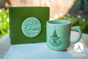 แก้วมัคศิลาดล โลโก้จังหวัดเชียงใหม่ 720 YEARS CHIANG MAI CELABRATION COFFEE MUG WITH SILK BOX