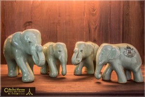 Elephant with 720 Year Chiang Mai Celebration Logo ช้างศิลาดล โลโก้จังหวัดเชียงใหม่