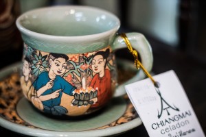 Coffee cup and saucer Loy Krathong handpainted แก้วกาแฟจานรองศิลาดล เพ้นต์ลวดลายลอยกระทง