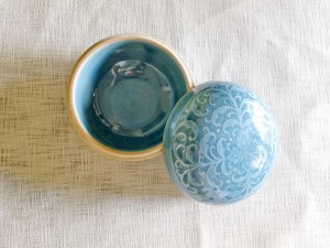 Large Round Box Kanok Blue