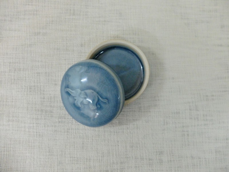 Small Tumbler Box Elephant Blue Celadon