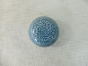 Medium Round Box Pudtan Flower Blue Celadon