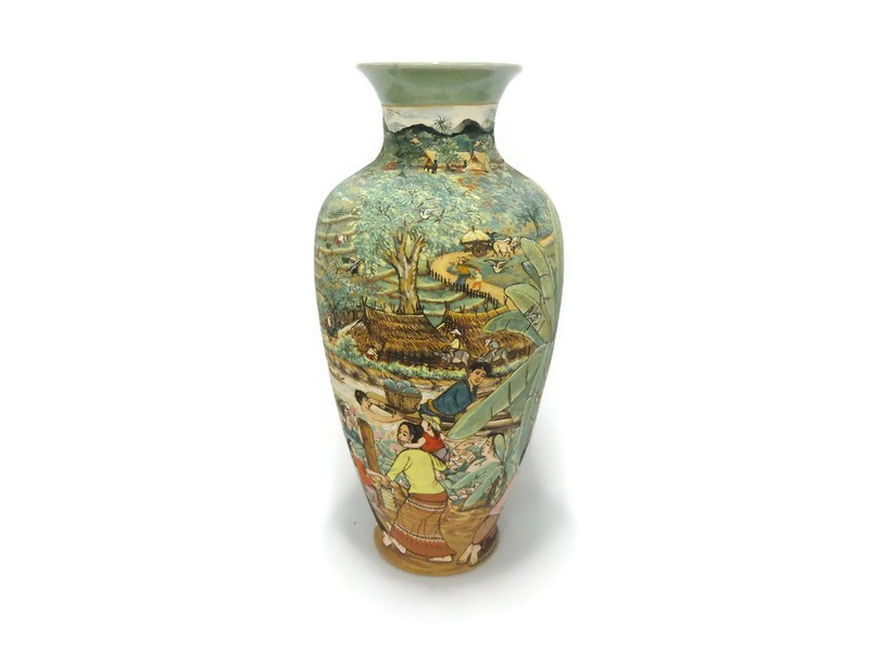 Celadon vase, Scene of Thai village แจกันศิลาดลเพ้นต์ลายวิถึชีวิต
